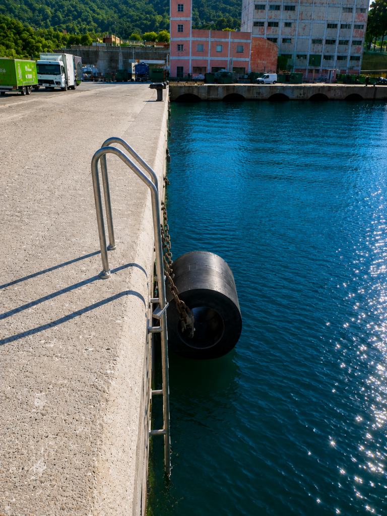 Port Stairs - vista 4